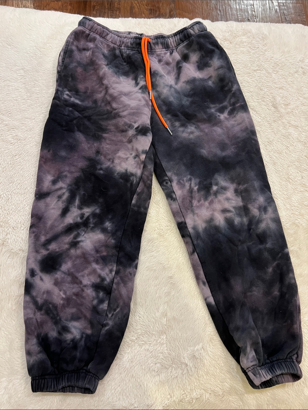 Women’s tie dyed sweatpants White Fox medium